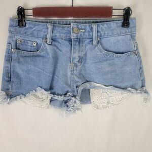 Hot Kiss Denim Shorts Junior 0 Blue Jean High Rise Shortie Floral Crochet Pocket